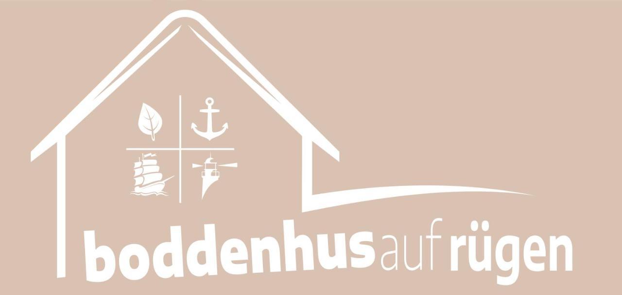 Boddenhus Auf Ruegen - Ferienwohnungen Und Pension Rappin Exterior foto